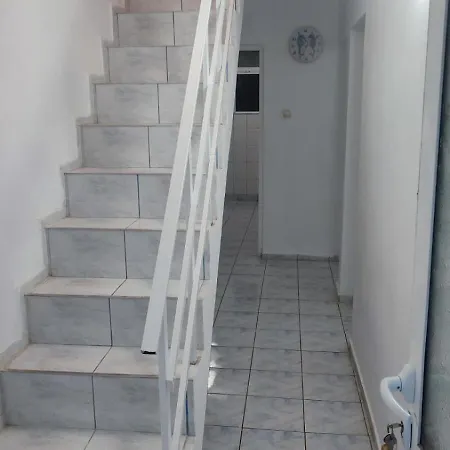 Casa Rainbow 2 公寓 科斯蒂内什蒂